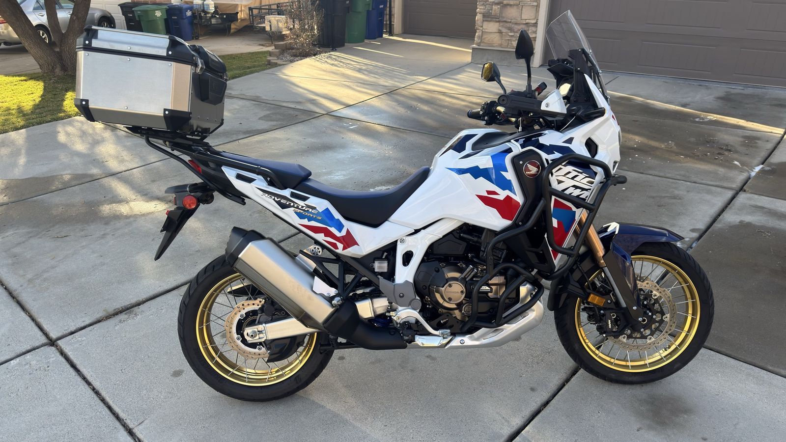 2024 Honda Africa Twin Adventure Sport ES DCT - Loaded Extended Warranty Crash Bars, 52L Top Box