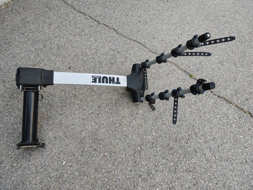 THULE APEX SWING 4 BIKE HITCH RACK 2"