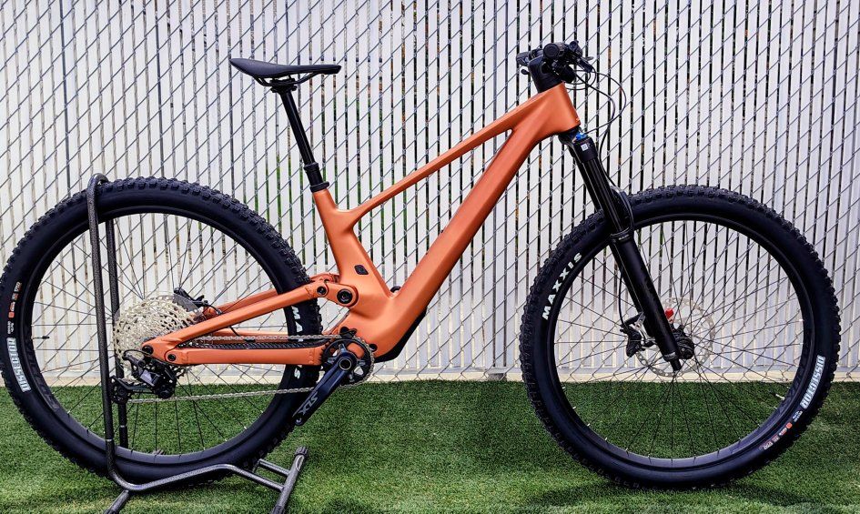 2025 Scott Contessa Genius Carbon