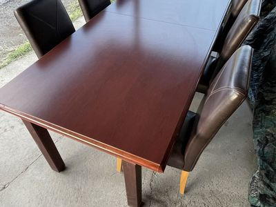 Dining Table + 6 Chairs