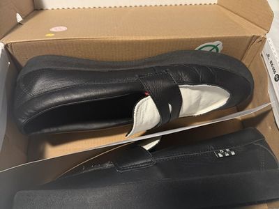 Vans black/white skate loafer size 9