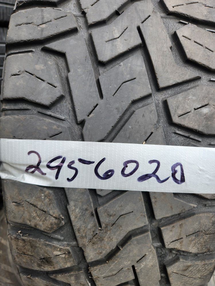 295/60r20 toyo open country rt