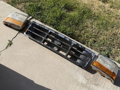 92-96 Ford headlights and grill