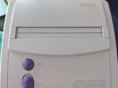 Nintendo Super Famicom / SNNS Console System - untested