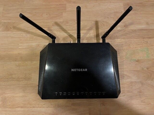 Netgear Nighthawk WiFi Router