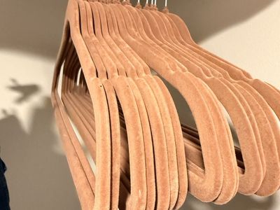 Set of 43 Tan Velvet Non-Slip Clothes Hangers $15