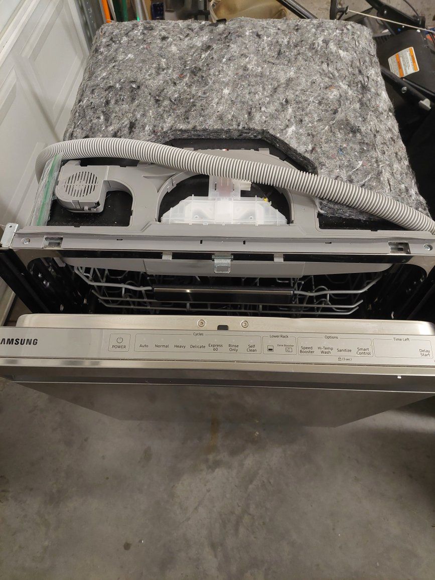 Main image 4