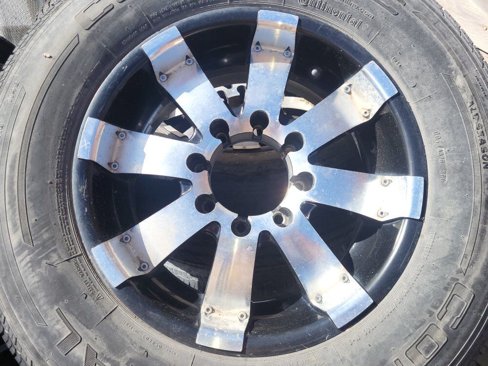 set of 4,8x6.5. 18in wheels