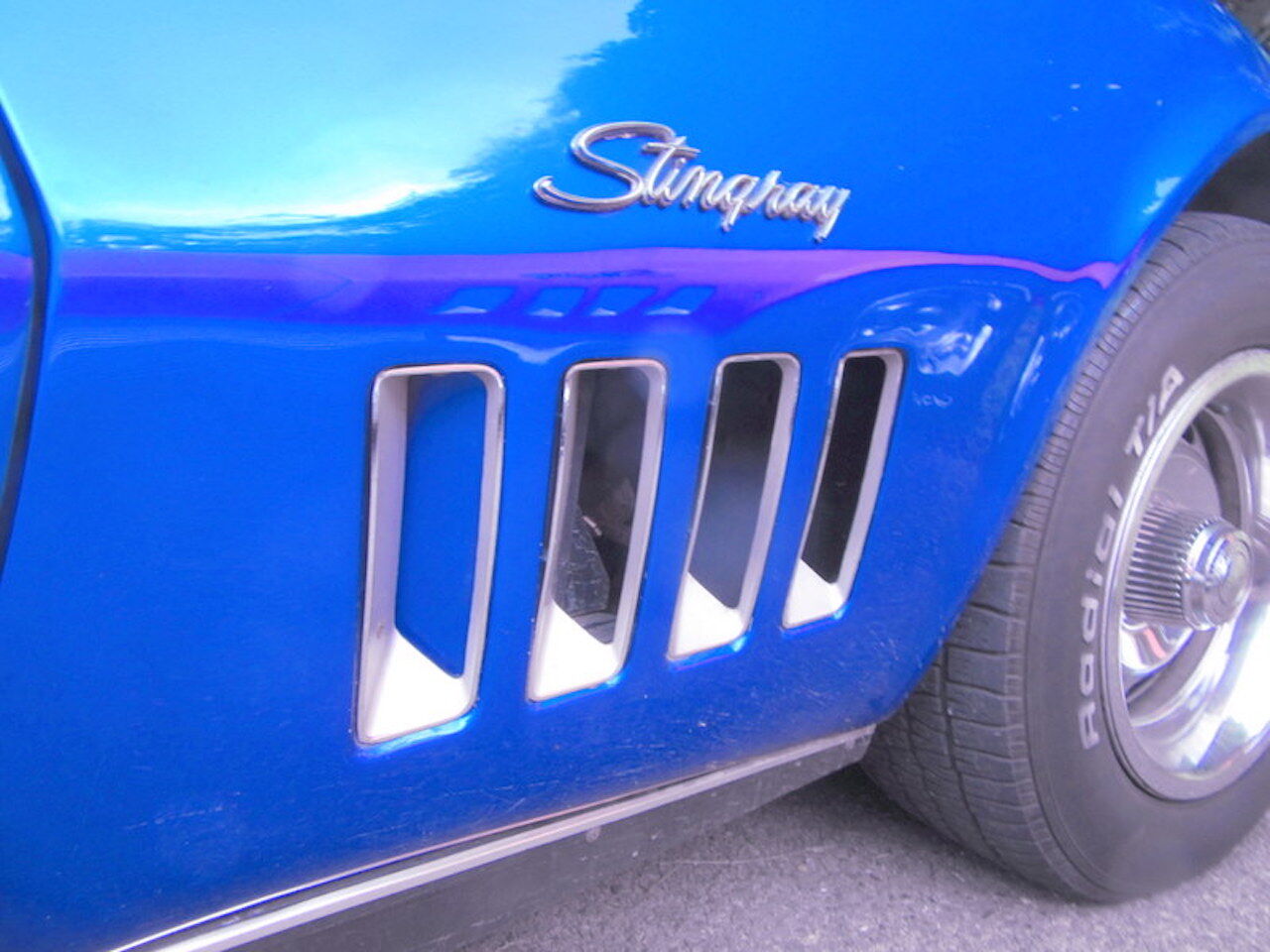 1969 New NOS/GM Corvette Front Fender CHROME Louver ( 1 Only ) Right/Passenger Side