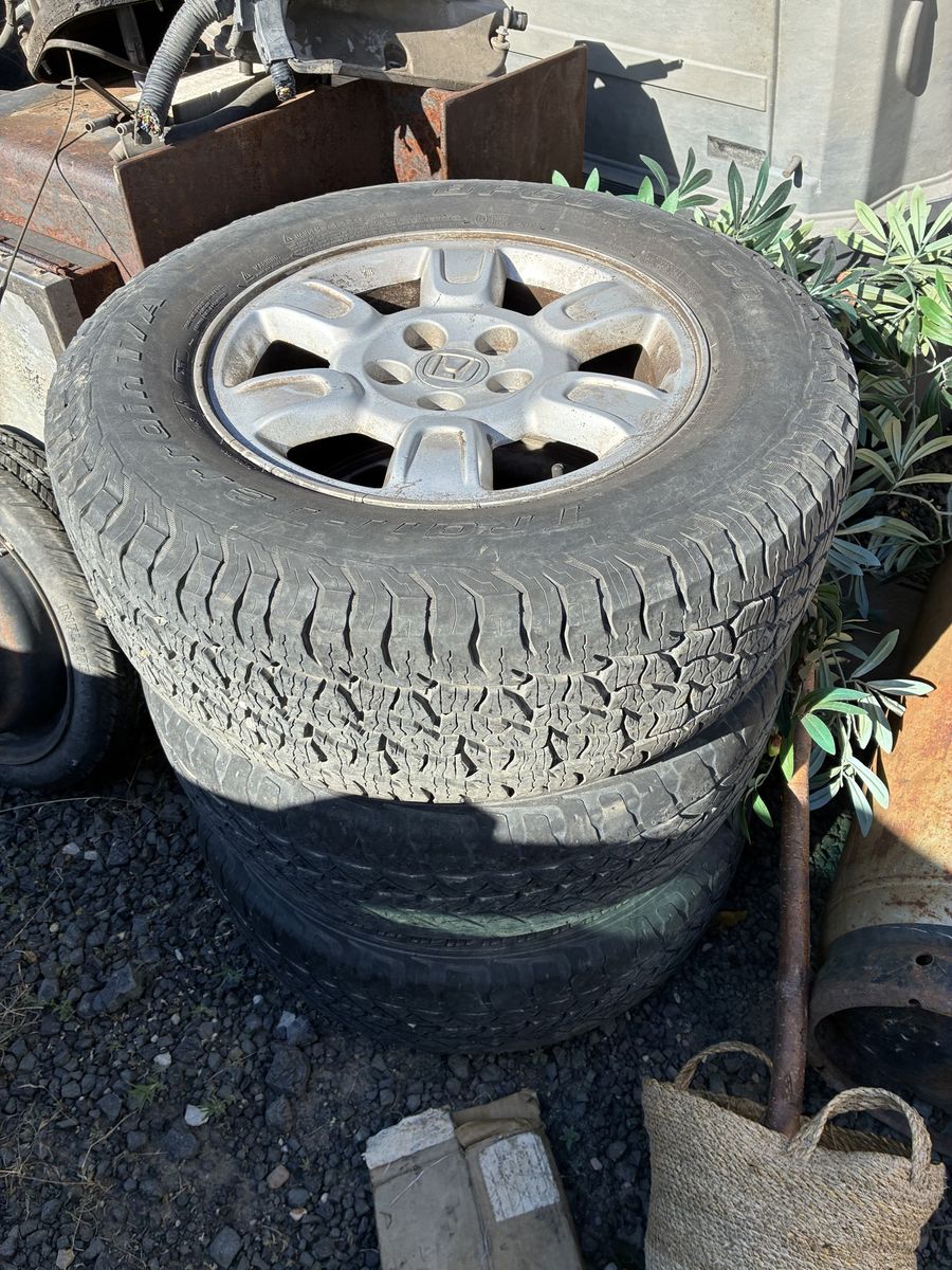 Honda ridgeline wheels and tires $40 each