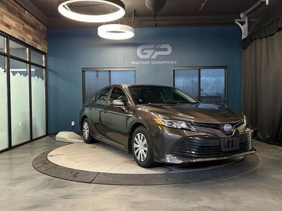 2020 Toyota Camry Hybrid LE