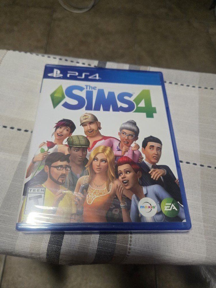 PS4 Sims 4 game! New!