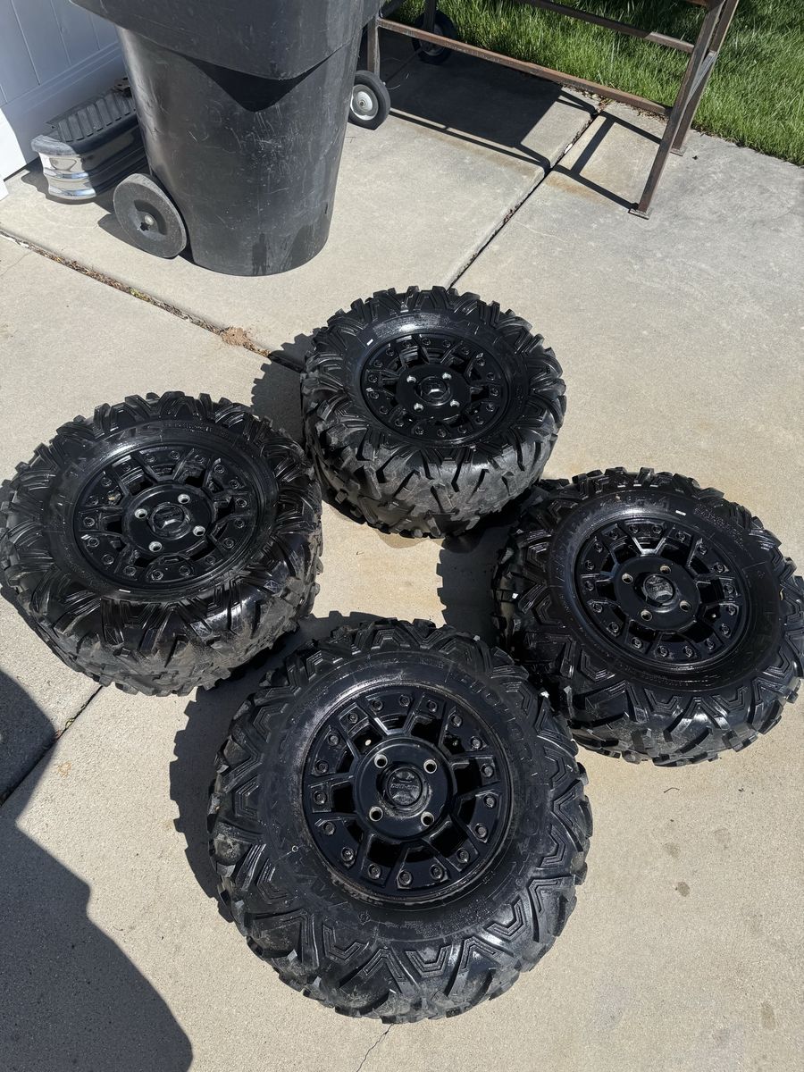 Can am x3 30” take off wheels and tires
