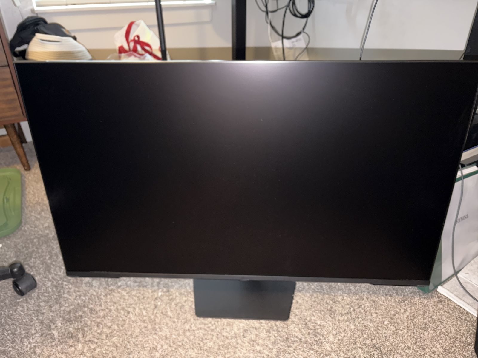 Samsung Odyssey Neo G70NC 43.0" 3840 x 2160 144 Hz Monitor.  4K monitor / TV.