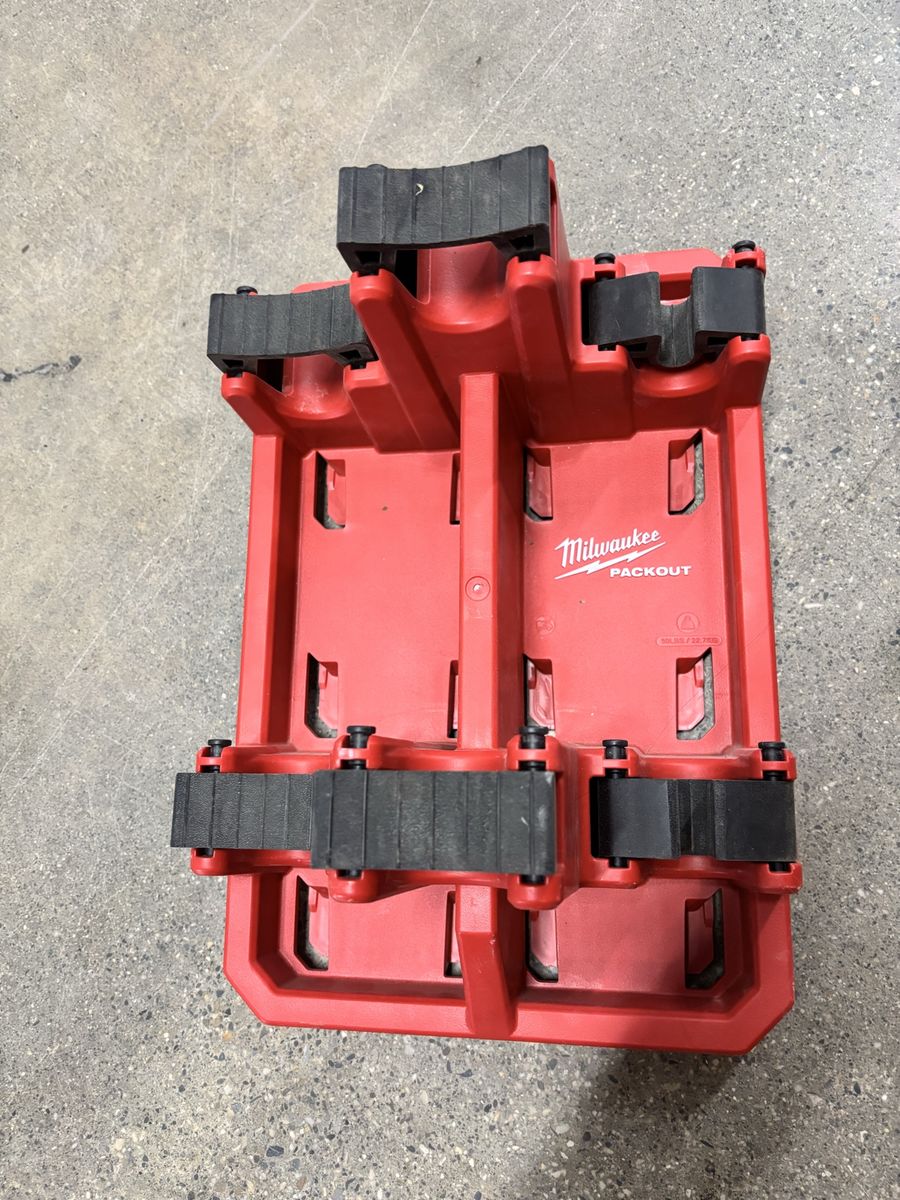 Milwaukee PACKOUT M18/M12 Power Tool & Battery Holder Wall Mount, Red/Black