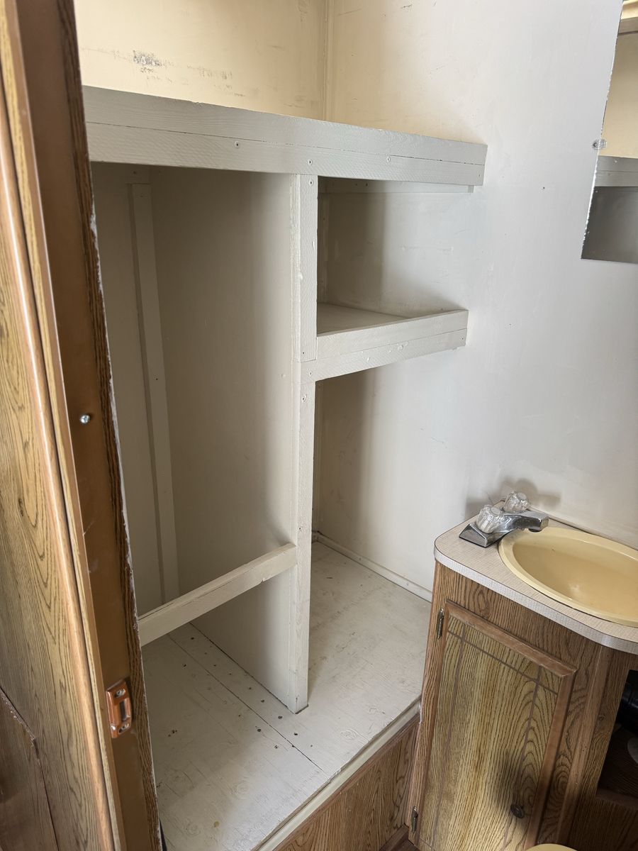Main image 12