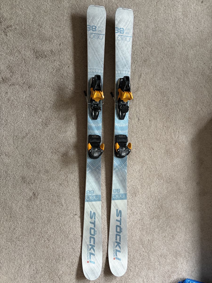 Stockli Nela 88mm 160cm Skis with Salomon Warden 11 Bindings