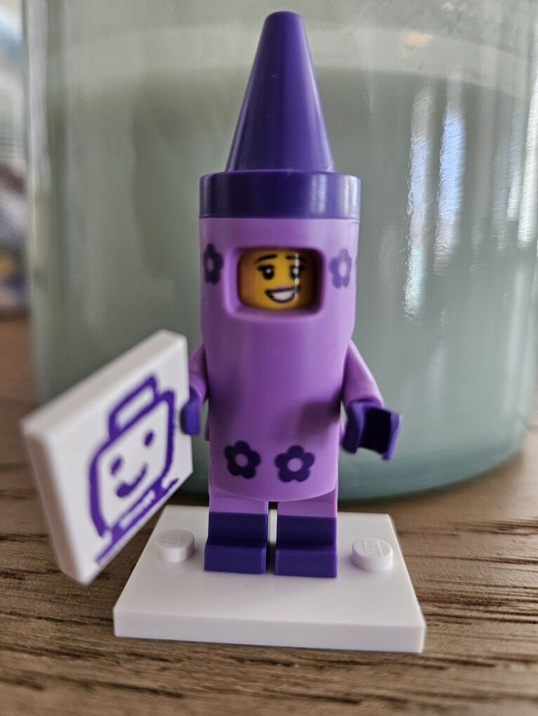Lego Crayon Girl Minifigure