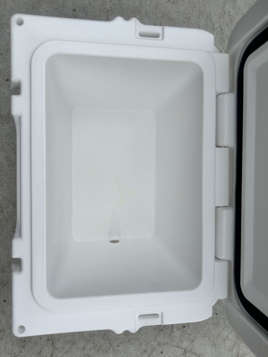 Main image 2