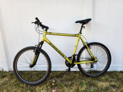 Diamondback Mountain Bike - XL Frame, Shimano 7-Speed, Yellow/Black