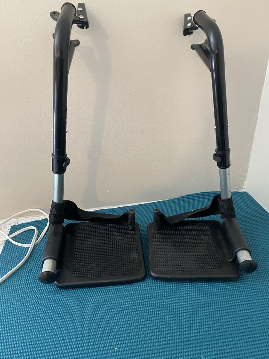 Adjustable Wheelchair Leg Rests with Footplates - Pair
