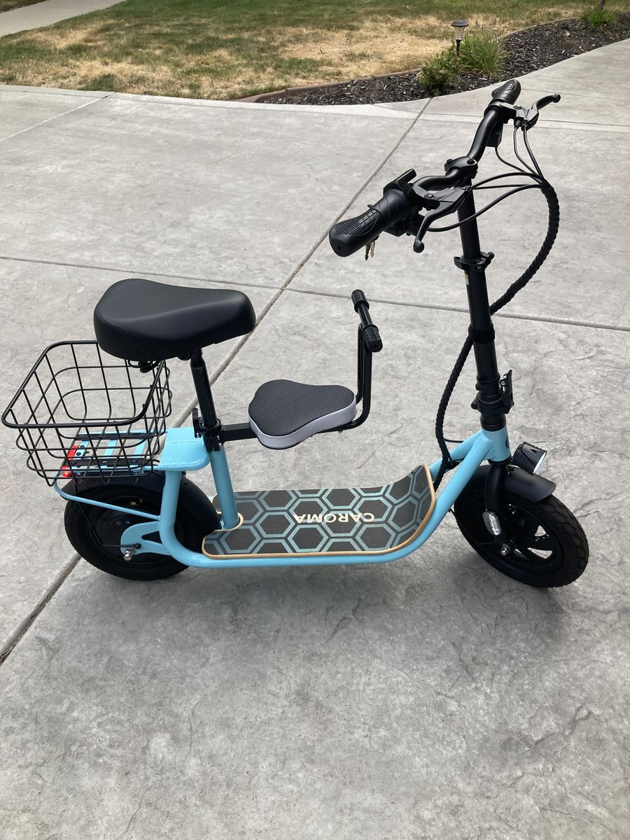 560W Electric Scooter 12mile range 