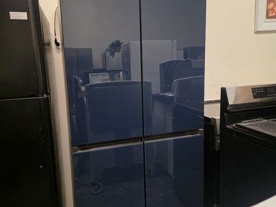 Samsung refrigerator for parts only, Not working.