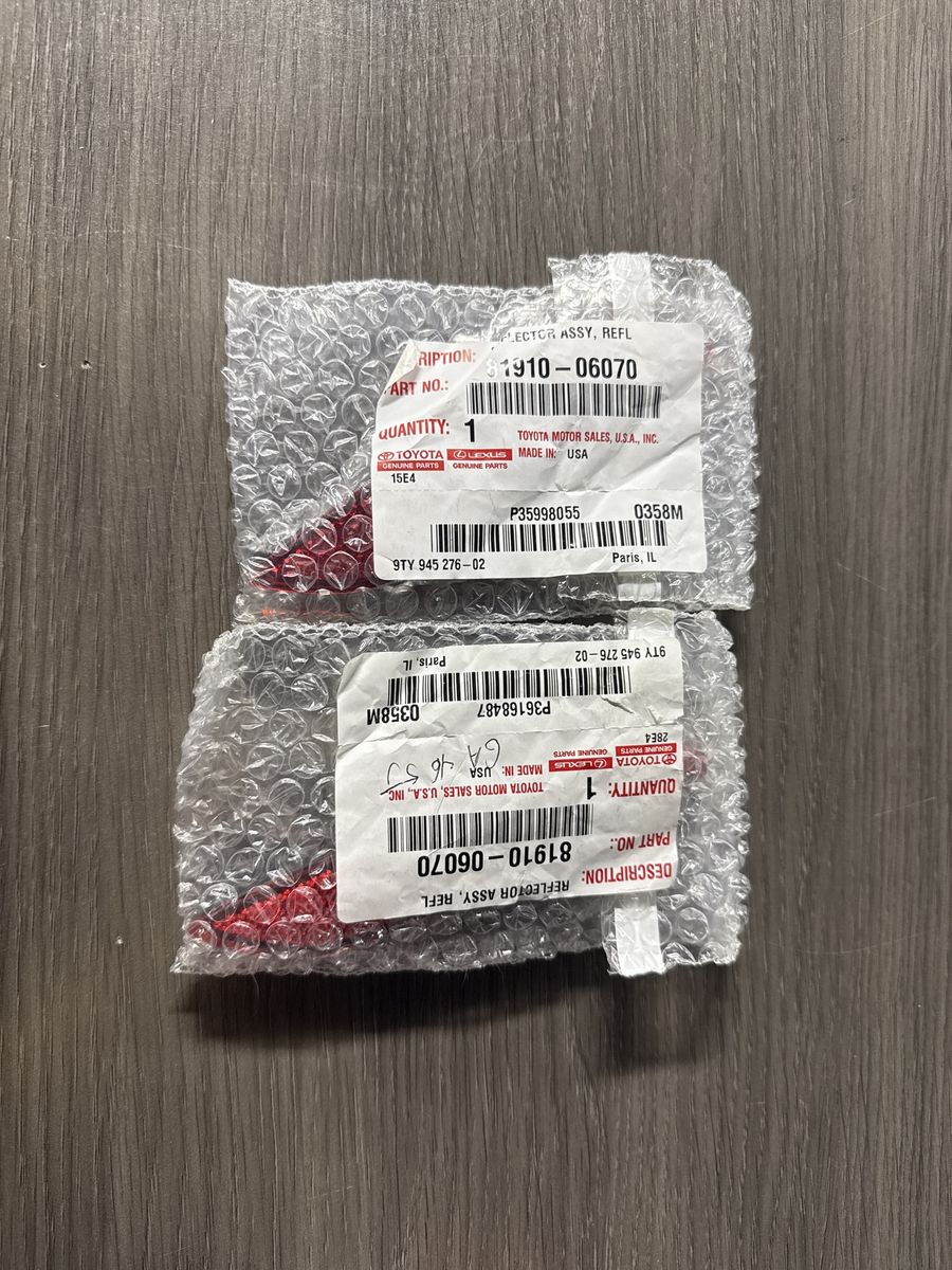 OEM Reflector for Toyota Camry