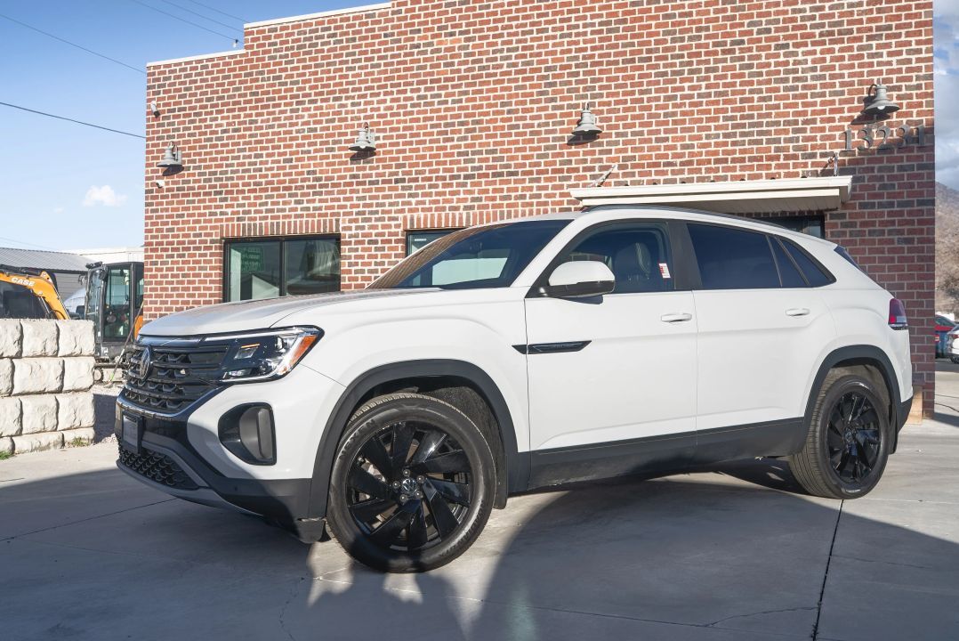 2024 Volkswagen Atlas Cross Sport SE 4Motion