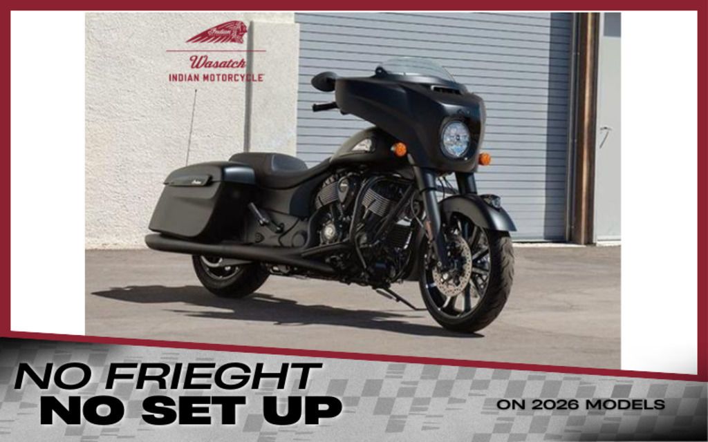 2025 Indian Motorcycle® Chieftain® Dark Horse® w/PowerBand Audio Black Smoke