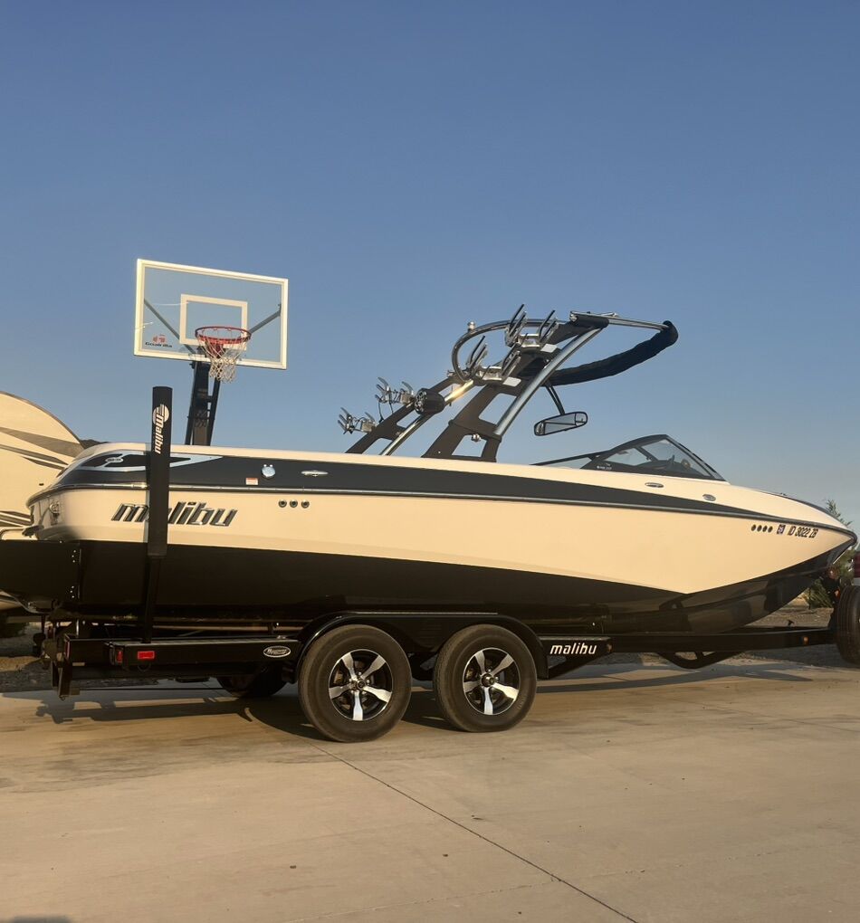 2013 Malibu Wakesetter 23LSV