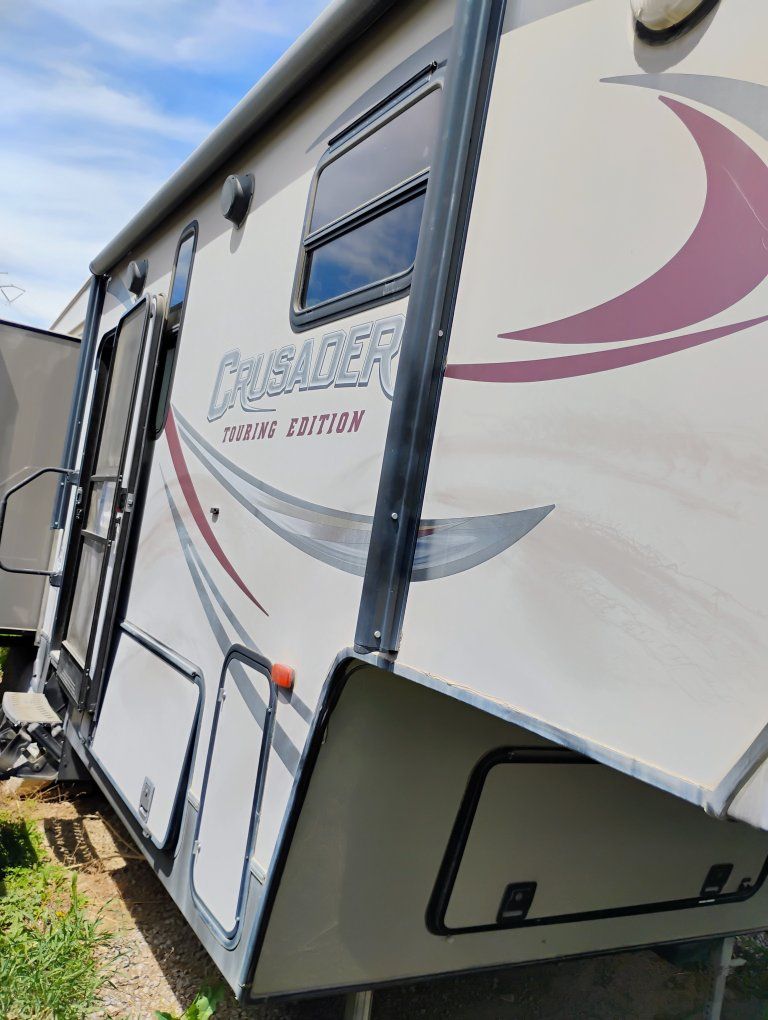 2015 Primetime Crusader Fifth Wheel