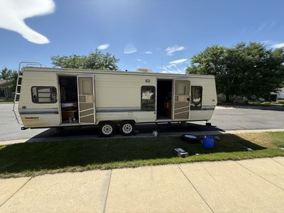 1993 Cobra Sandpiper M-26FK Travel Trailer - Recent Upgrades, New Tires, Queen Bed