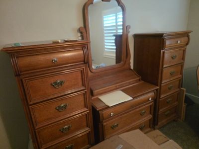 matching dresser and vanity mirror set