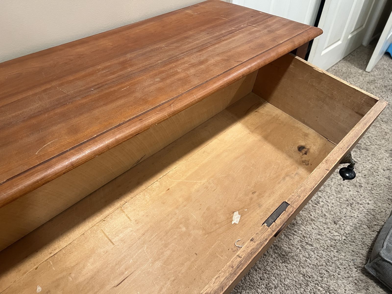 Main image 3