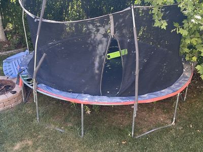 Round Outdoor Trampoline with tramp scooter OBO
