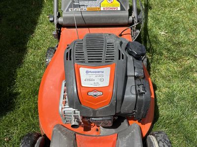 Husqvarna LC221A gas mower