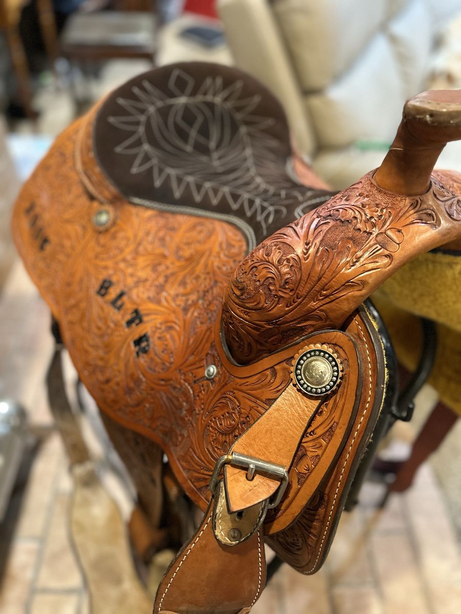 Corriente Saddle Co. 15" Championship Team Roping Saddle
