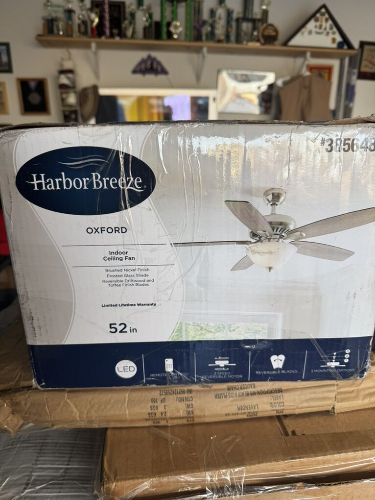 Harbor Breeze 52in Oxford Ceiling Fan W/light