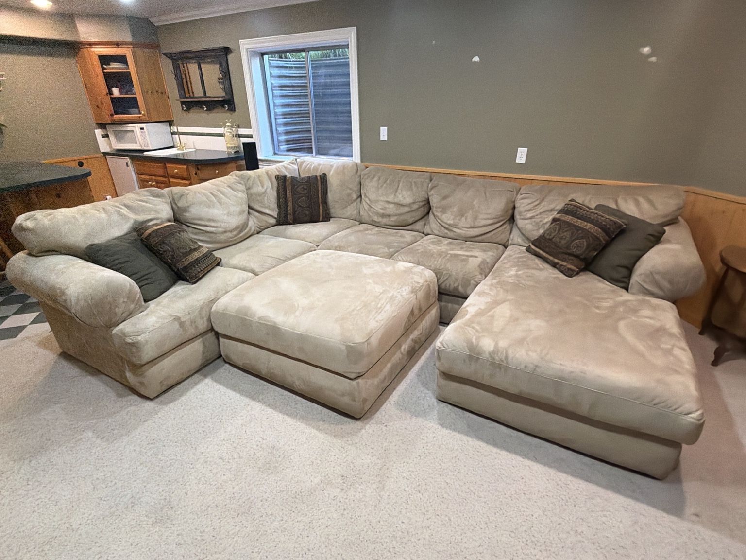 Large Microfiber Sectional Sofa with Ottoman