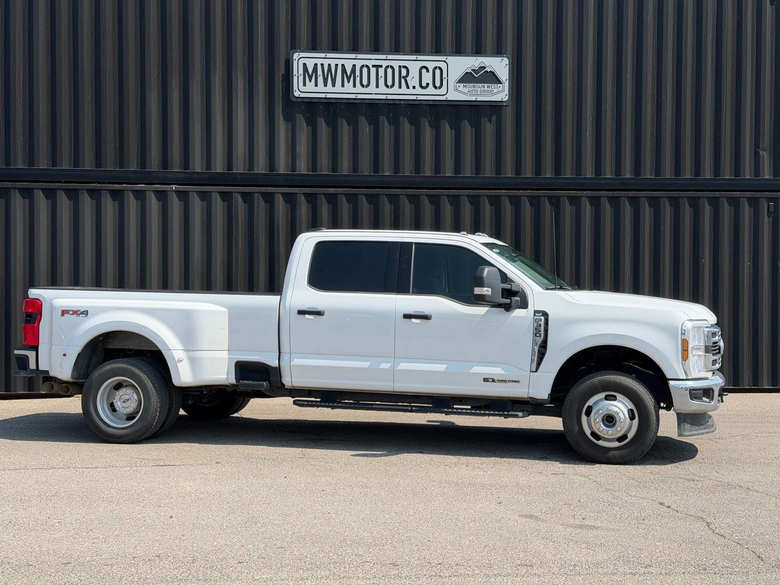 2025 Ford F-350 XLT
