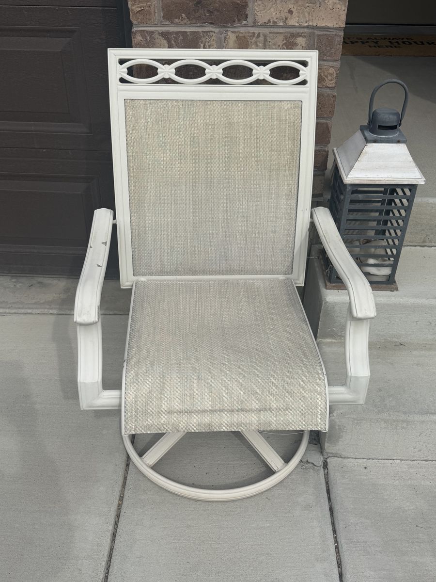 Outdoor lounge chairs