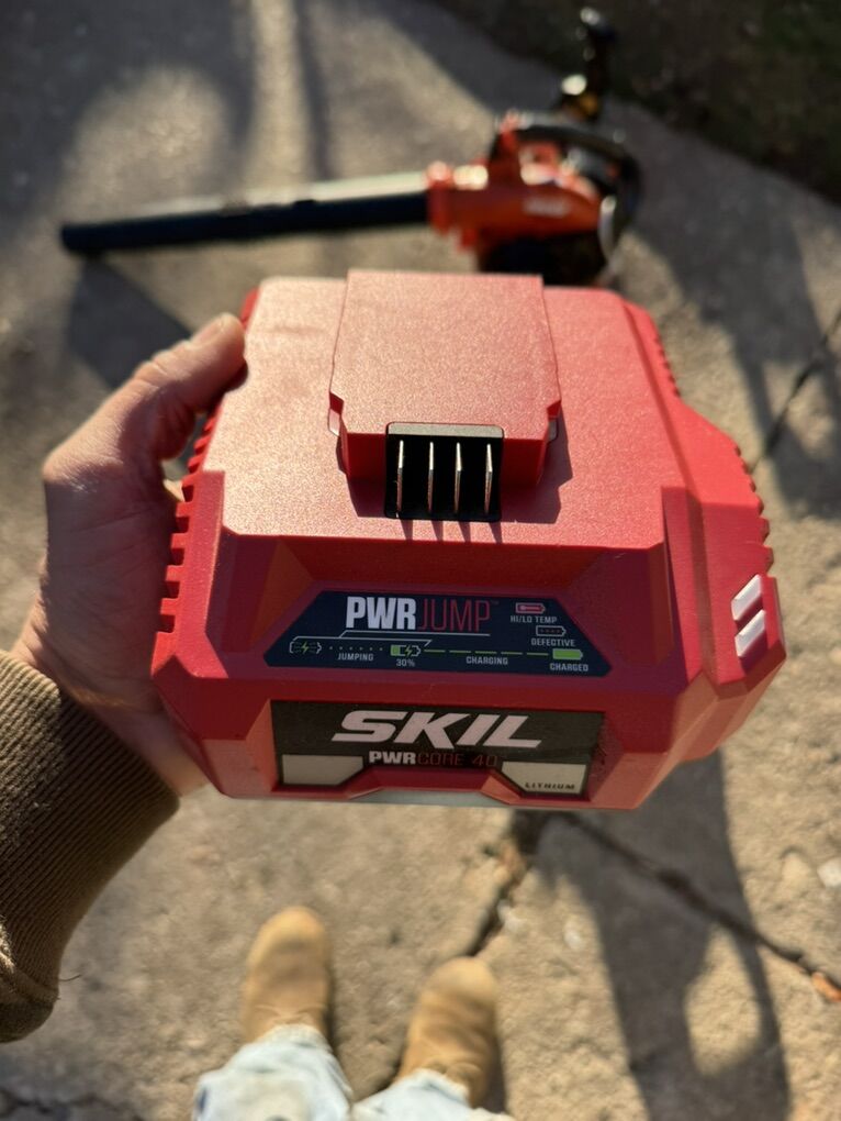 Skil PWR Core 40 Charger