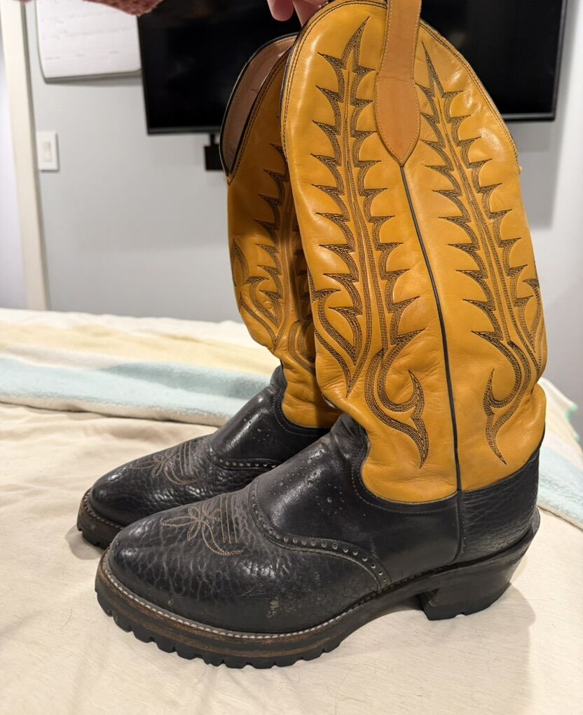 Tony Lama Cowboy Boots – Men’s Size 9D