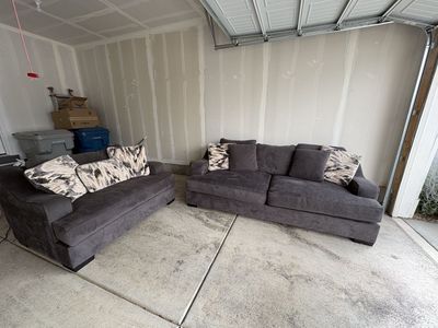 Pull-Out Sofa & Loveseat Set – Great Condition
