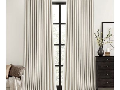 BLACKOUT CURTAINS 84”x40”