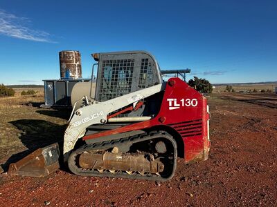 Takeuchi Skid Steer Loader TL130