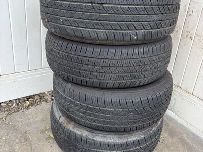 Westlake SU318 H/T 225/60R17 & Foray RP218 Tires - Set of 4
