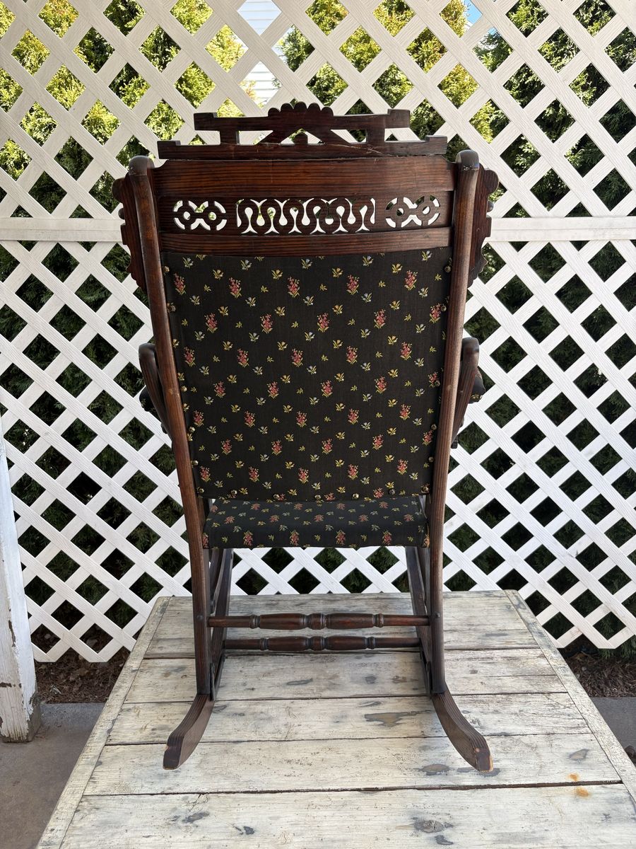 Main image 6