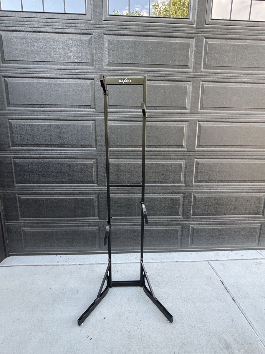 RAXGO bike stand